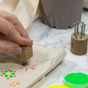 PINTURA PARA TELA Y SEDA